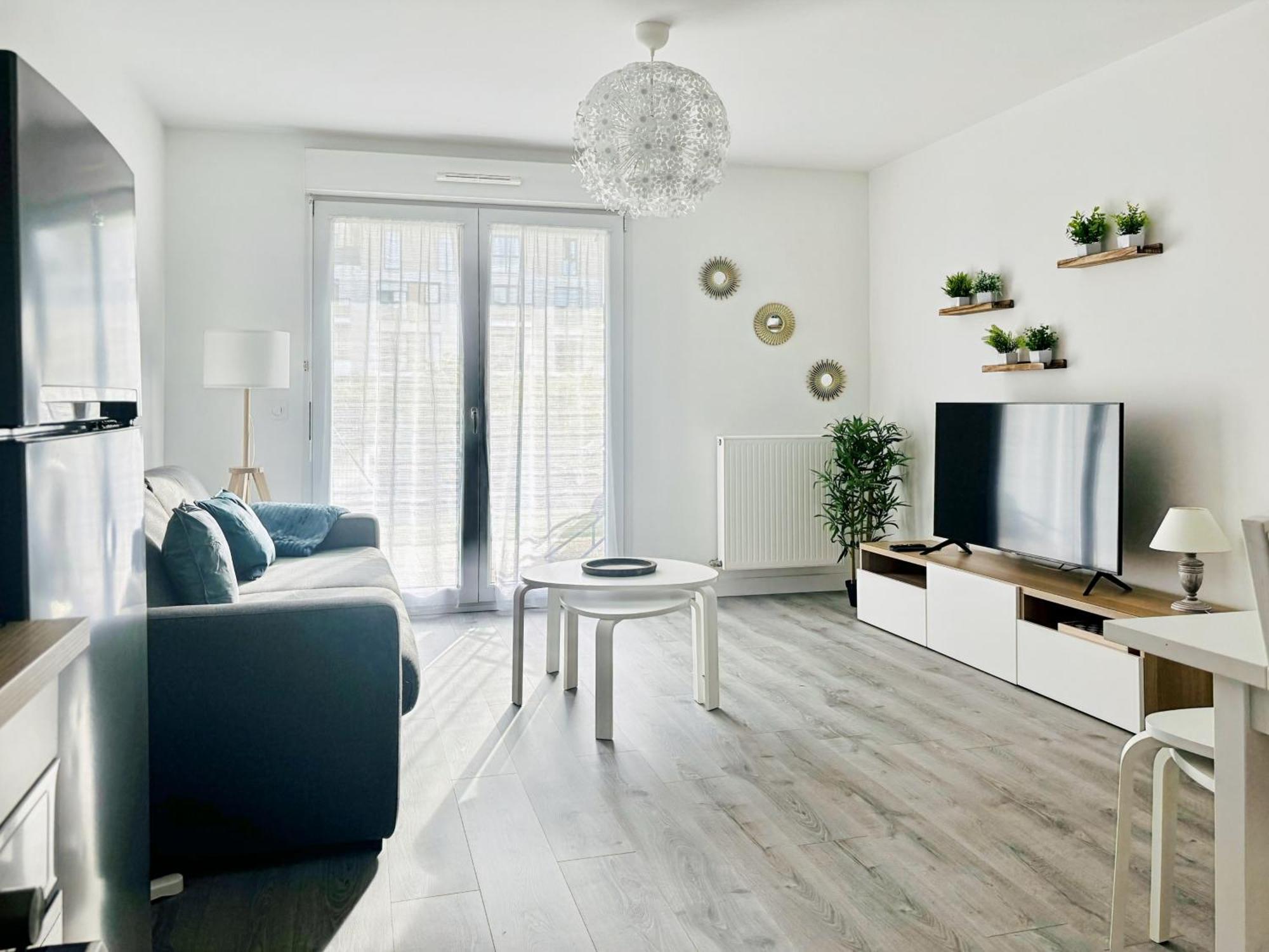 Sunny Suite Disneyland Paris - Rentaway Bnb Монтеврен Екстериор снимка