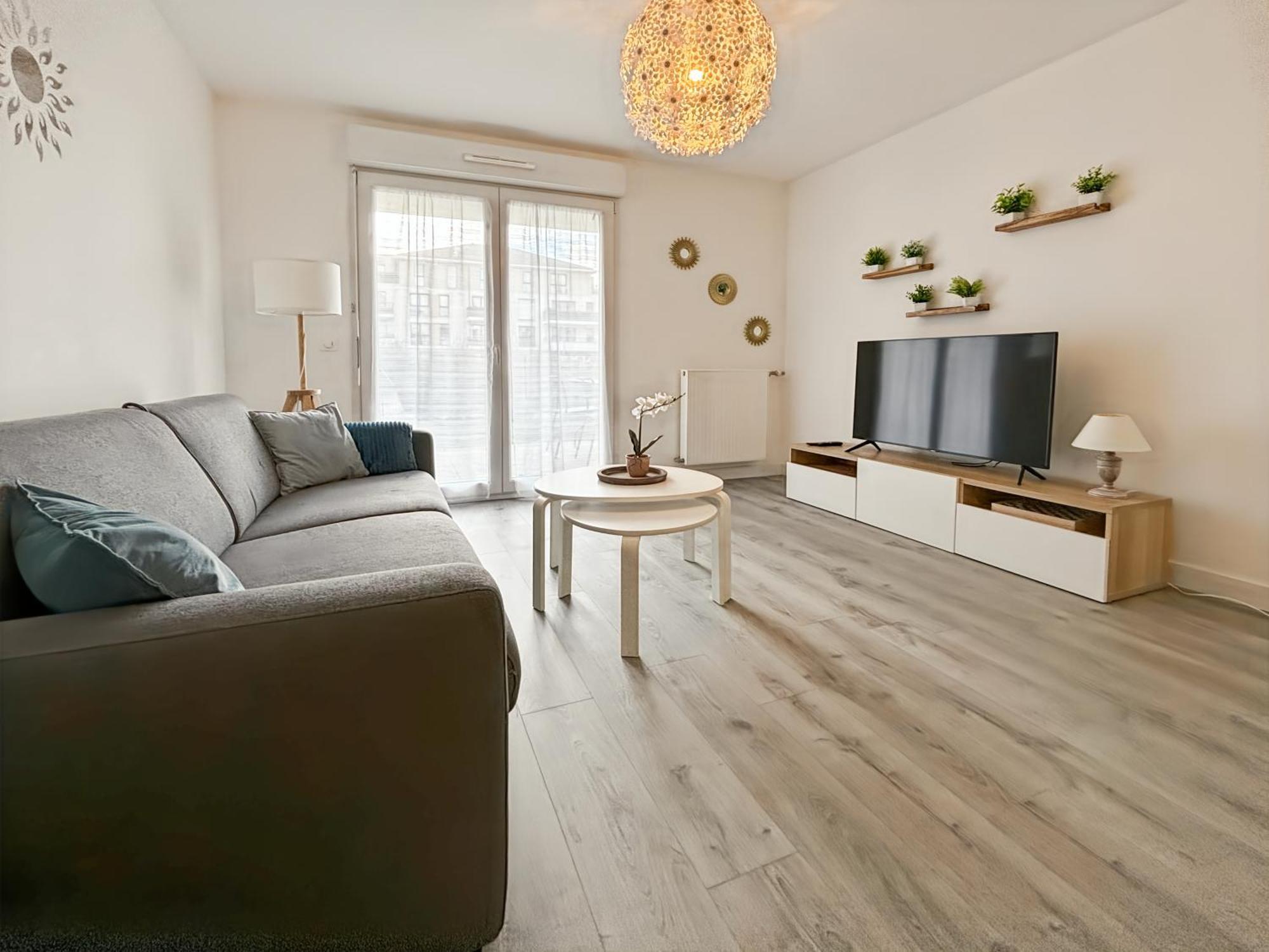 Sunny Suite Disneyland Paris - Rentaway Bnb Монтеврен Екстериор снимка